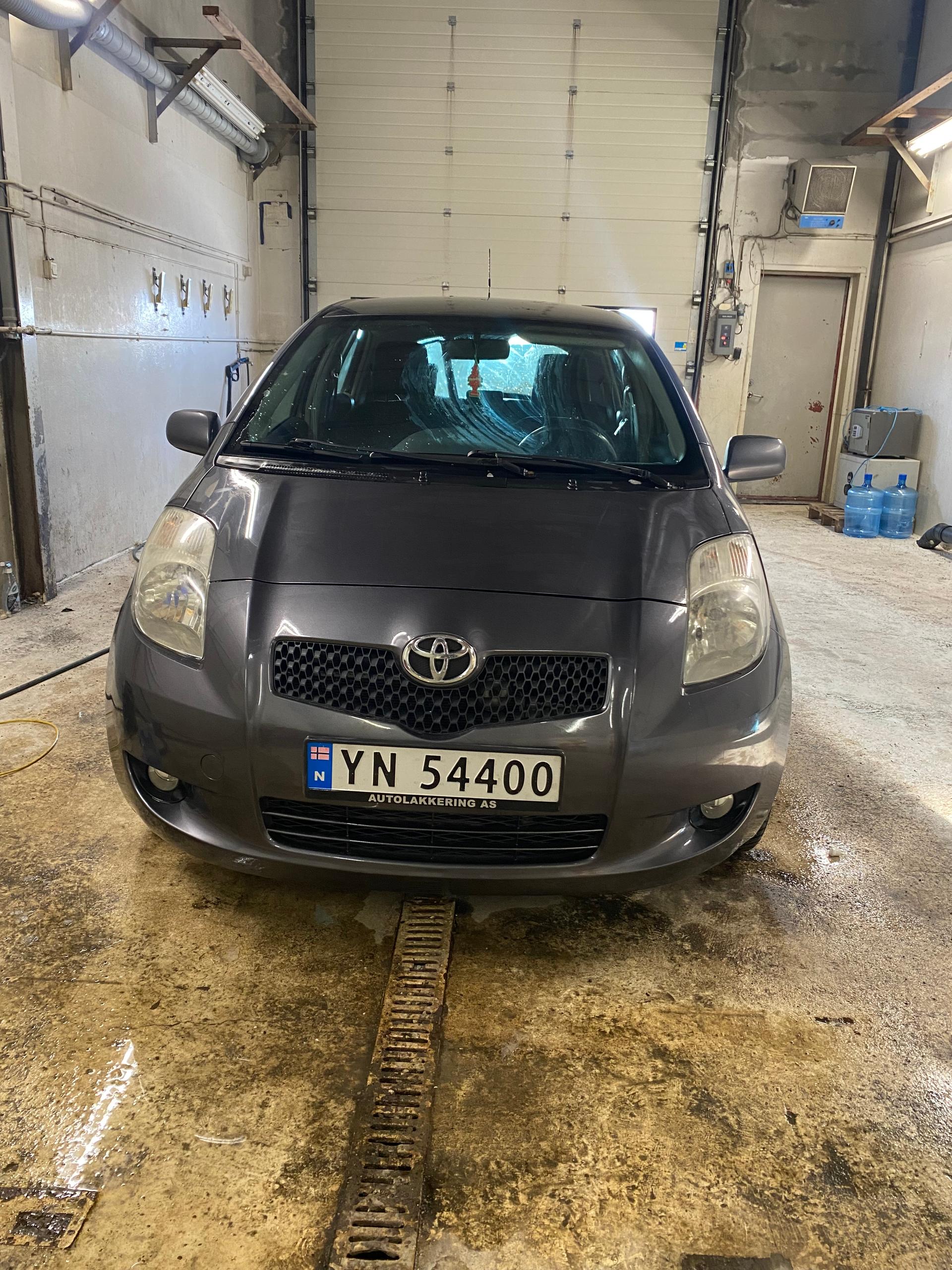 Yaris2