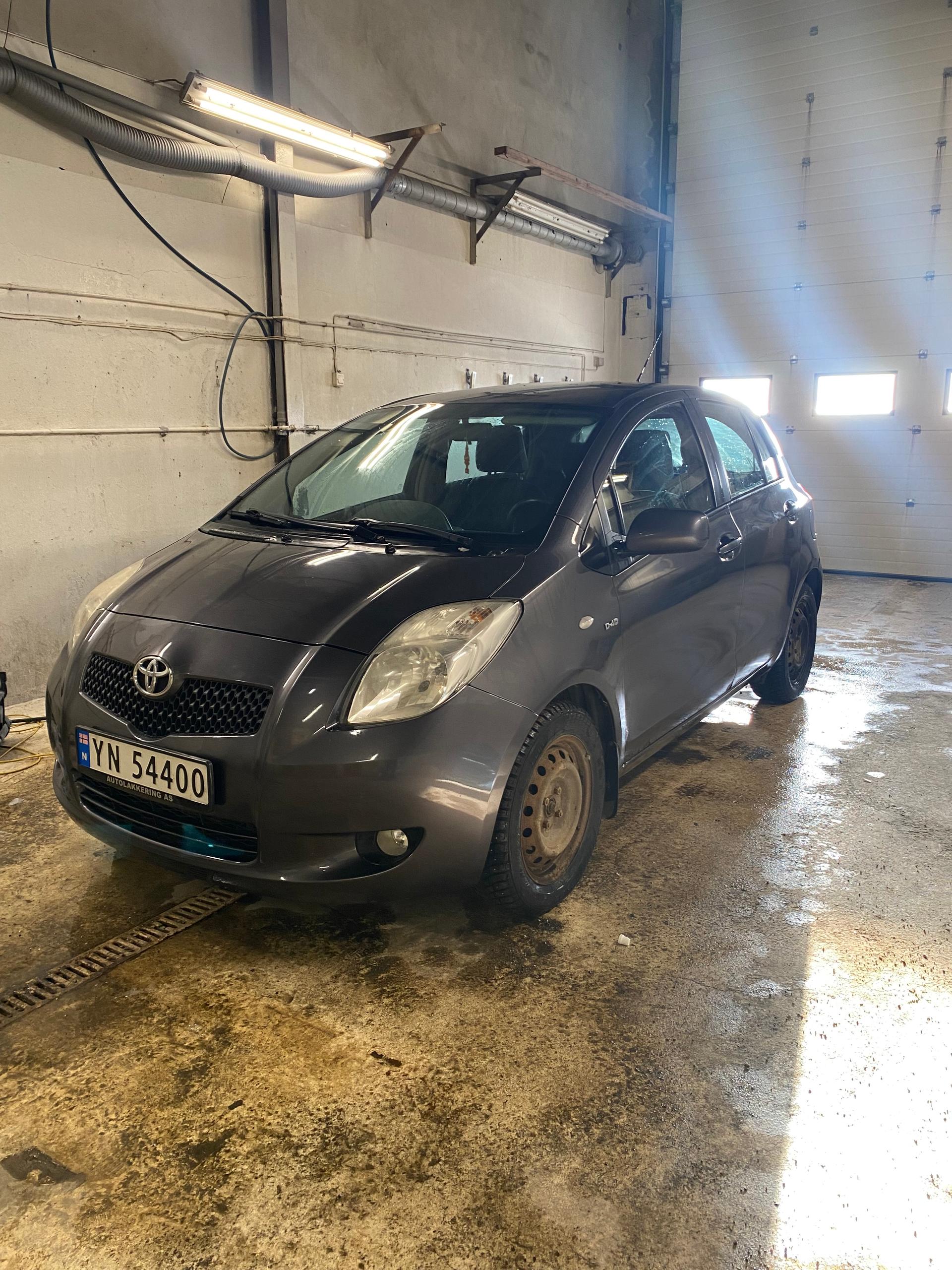 Yaris1